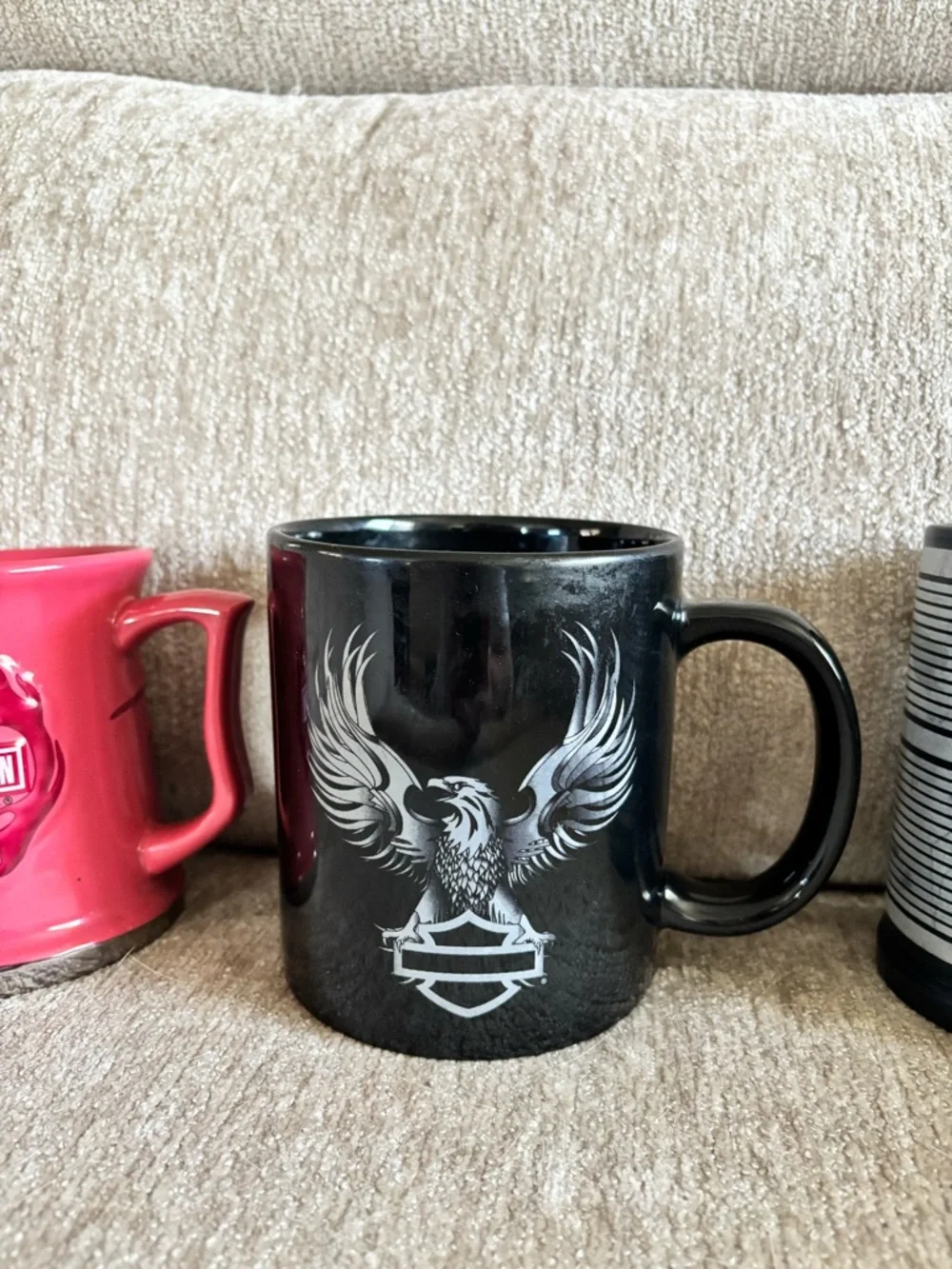 Set of 3 Vintage Harley-Davidson Collectible Mugs - Flames, Eagle, Striped - Picture 3 of 6